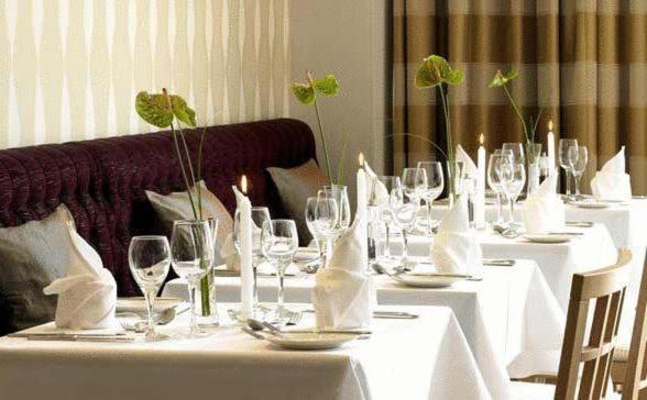 Golden'S Cove Apartments At Sneem Hotel 외부 사진