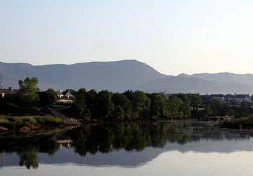 Golden'S Cove Apartments At Sneem Hotel 외부 사진