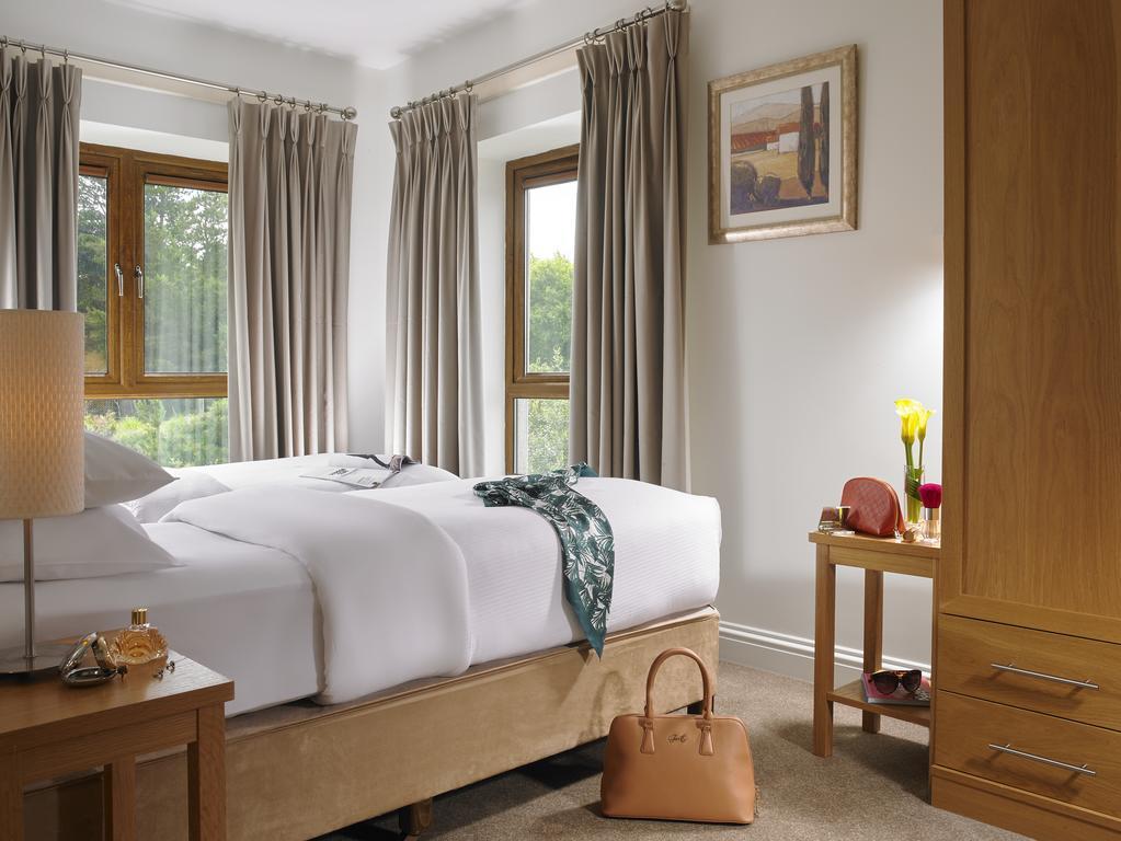 Golden'S Cove Apartments At Sneem Hotel 외부 사진